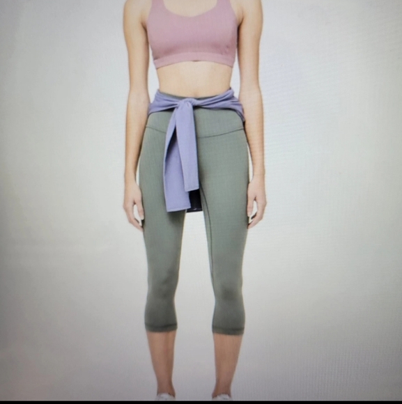 lululemon athletica Pants - LULULEMON ALIGN LEGGINGS IN GREAT SAGE SIZE 6